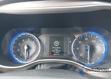 2020 Chrysler Pacifica Touring L из США, поврежденный, VIN 2C4RC1BG7LR137655